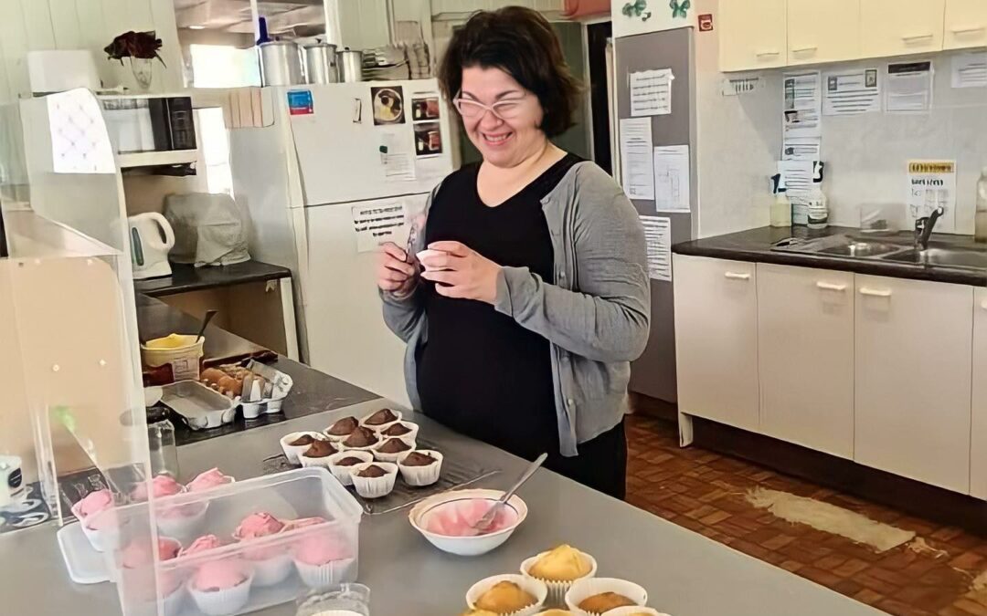 Stephanie preparing cupcakes