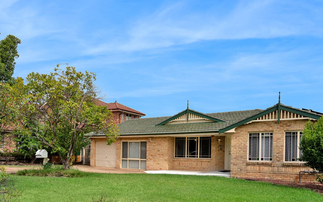 Lyndia St, Ingleburn